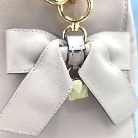 MICHEAL KORS Pink Cynthia Handbag - Picture 2 of 6